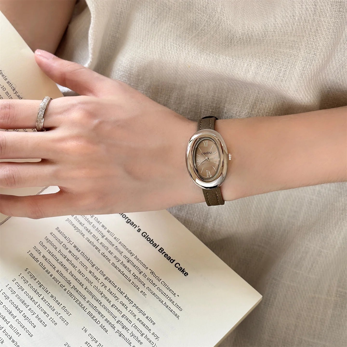 Women's Vintage Oval Dial Leather Watch