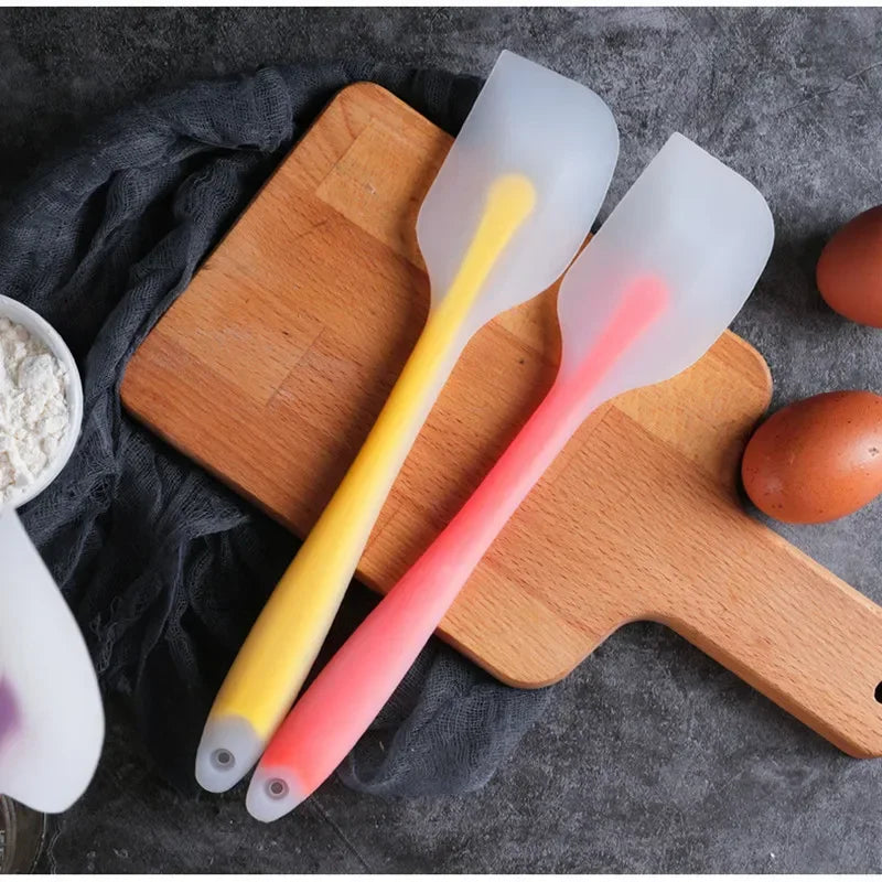 Heat-Resistant Silicone Spatula