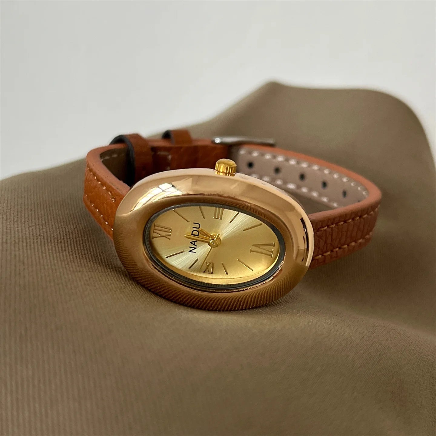 Women's Vintage Oval Dial Leather Watch
