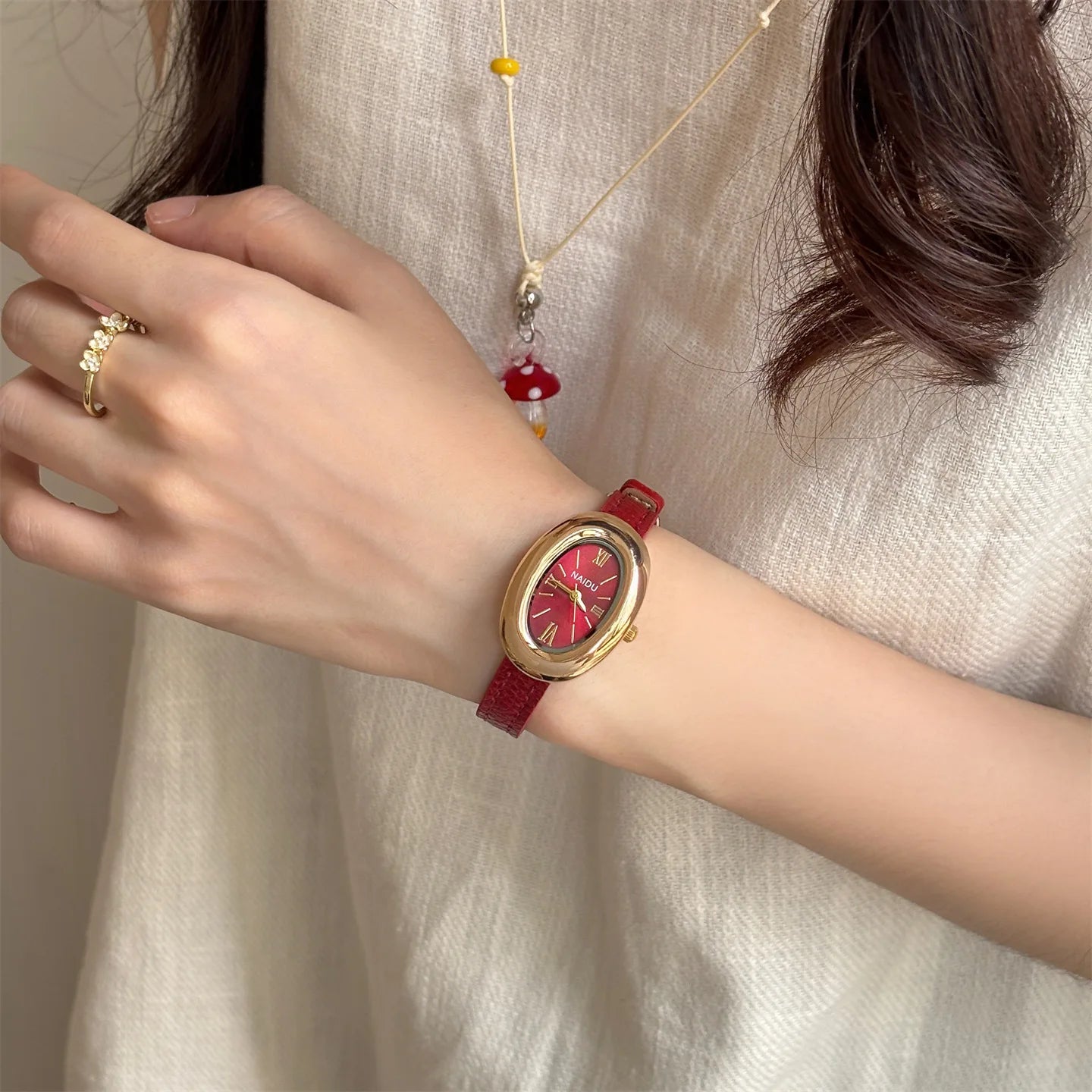 Women's Vintage Oval Dial Leather Watch