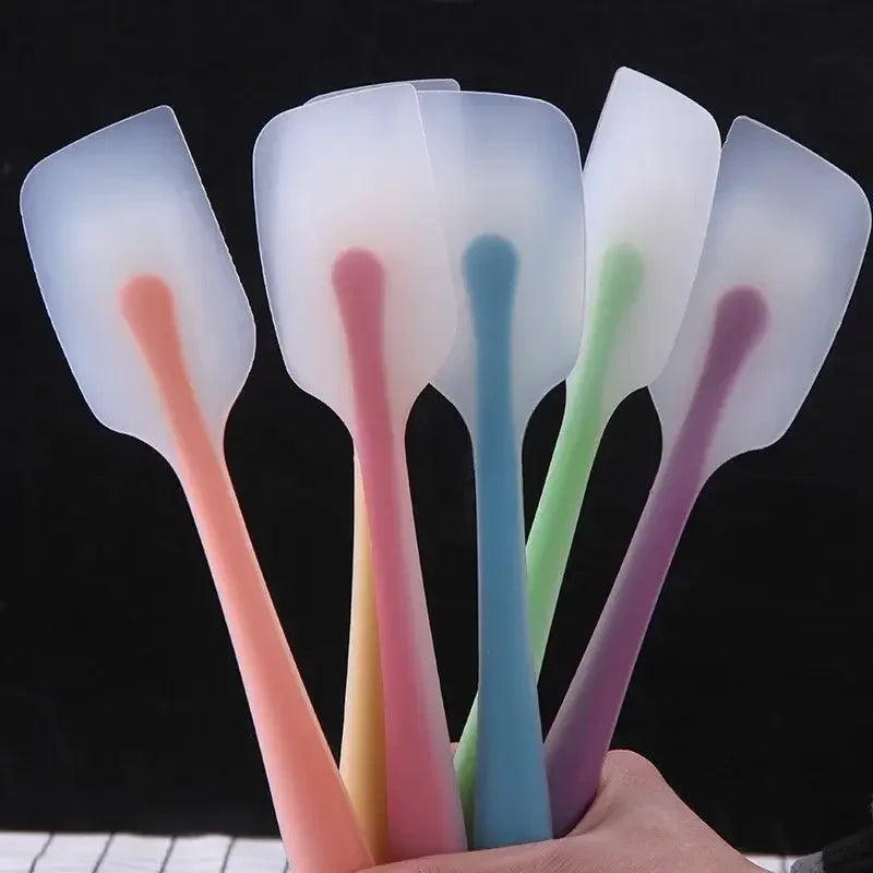 Heat-Resistant Silicone Spatula